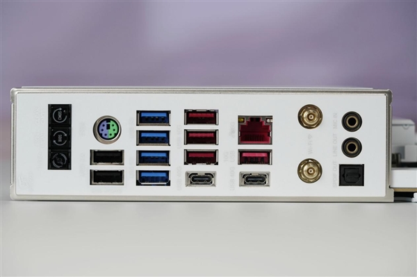 向全品牌Windows开放!拯救者手机全境畅连取消PC品牌限制