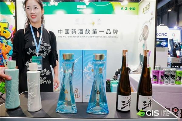 一句话解放双手！努比亚NaviX Ultra手机全面评测：全球首款AI智能体手机就该如此