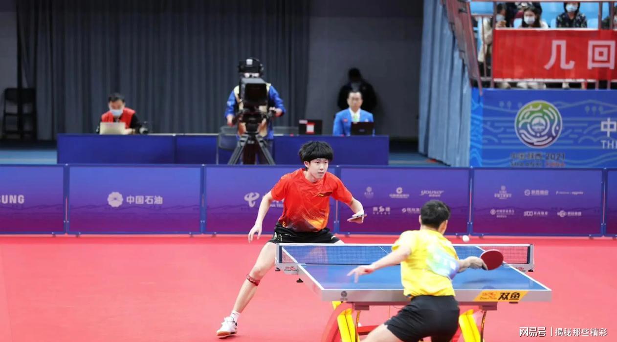 华为这步棋走对了：友商多款阔折叠、阔直板已在路上